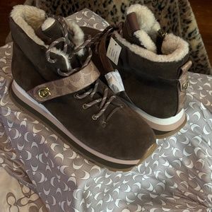 Spank!n Brand New authentic COACH boots!!! Just in time for the winter ☃️